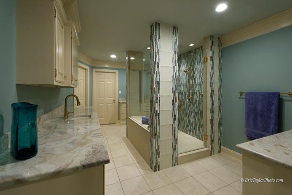 Luxuriate in a Spa Style Bathroom